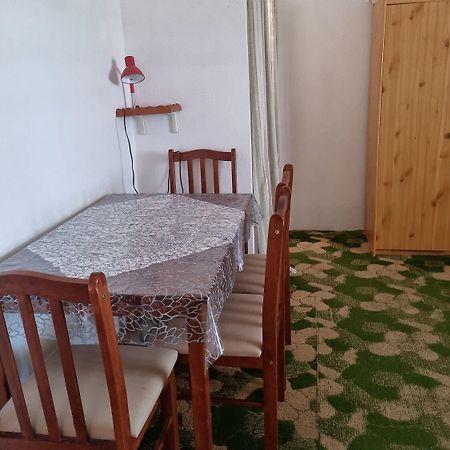 Rooms Mat Vir Kültér fotó